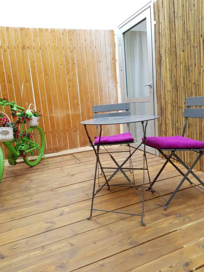 Stylish Apartment With A Patio Close To The Beach Eilat Kültér fotó